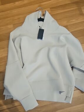Unrl Luxbreak Over Sized Hoodie